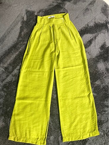 yeşil pantolon