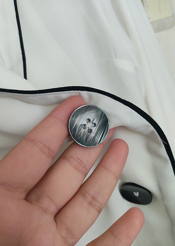 38 Beden Düğmeli Beyaz Uzun Kollu Kadın Gömlek