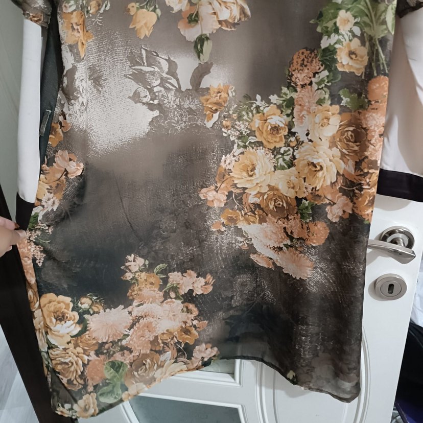 Şeffaf Çiçek Desenli Kısa Kollu tunik - Görsel 4