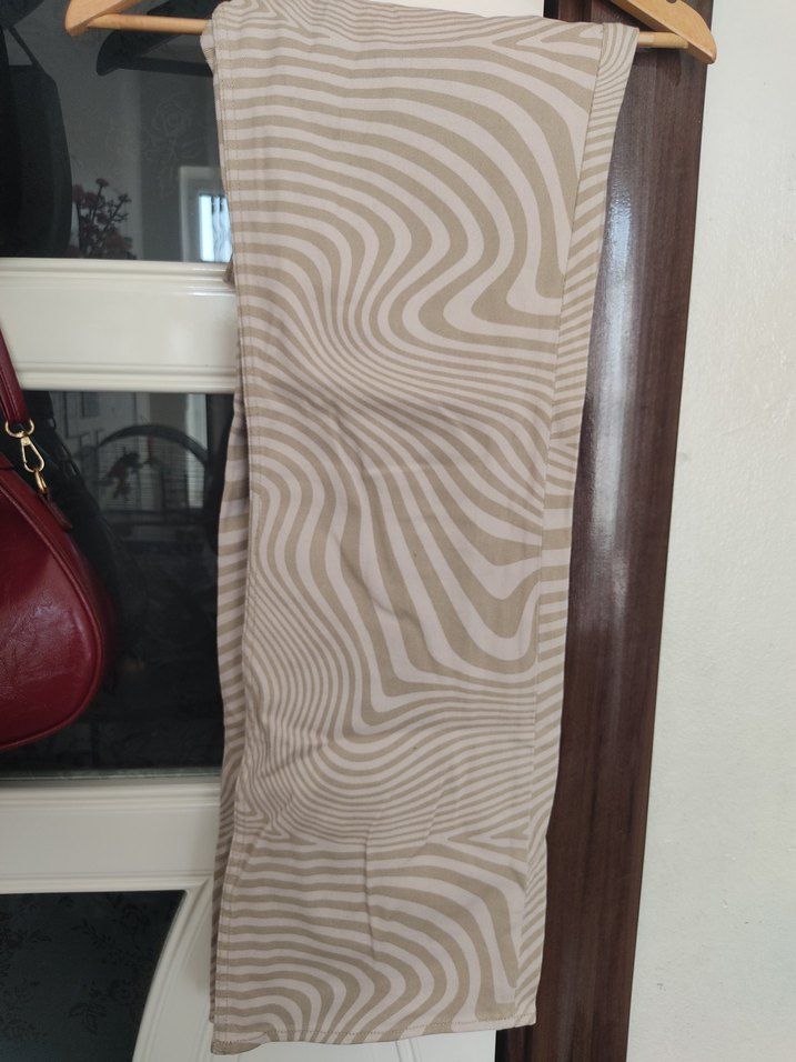 Bej Zebra Desenli Kadın Kumaş Pantolon - Görsel 2