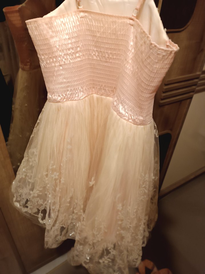 Bej Dantel Detaylı Kız Çocuk Elbise - Görsel 2