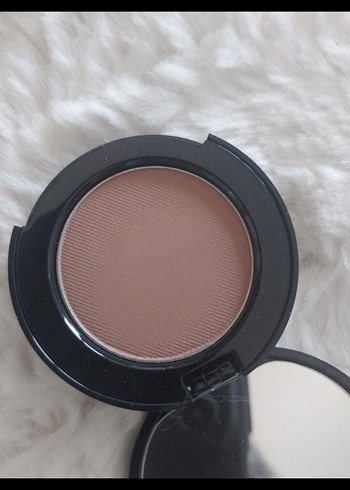 Beden Bobbi Brown Bronzing Powder