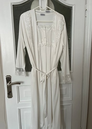 Uzun Kollu Nakışlı Beyaz Kadın Lohusa Takım - Görsel 5