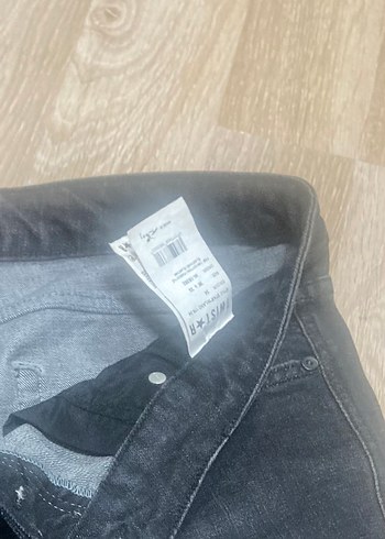 Düğmeli Mavi Rahat Kesim Erkek Kot Pantolon Dıesel marka - Görsel 3