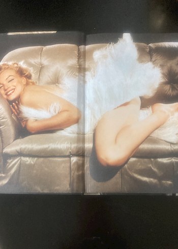 Monroe Movie Icons Mizah Kitabı - Görsel 3