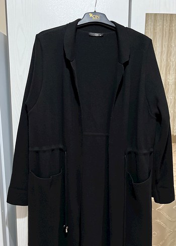 Kadın Siyah Uzun Kemerli Kaban - Görsel 3