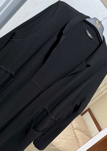 Kadın Siyah Uzun Kemerli Kaban - Görsel 2