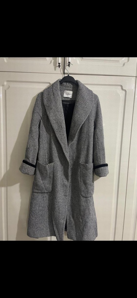 Gri Desenli Kadın Kaban - Görsel 4