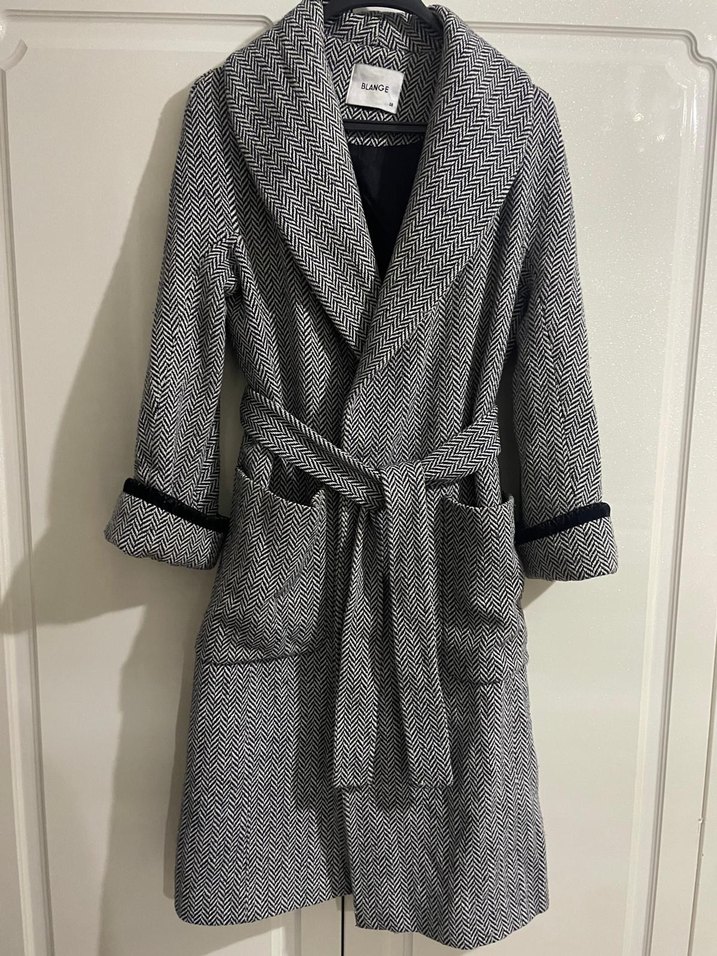 Gri Desenli Kadın Kaban - Görsel 2