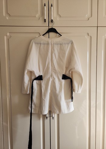 Beyaz Kemerli Kısa Kadın Ceket - Görsel 7