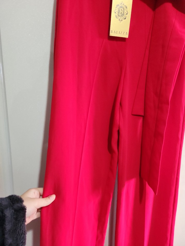 Kemerli Parlak Kırmızı Kadın Pantolon - Görsel 3