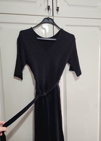 Drapeli Siyah Uzun Keten Elbise - Görsel 2