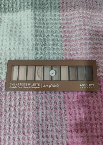 Absolute Newyork Nude Tonlarda Göz Farı Paleti