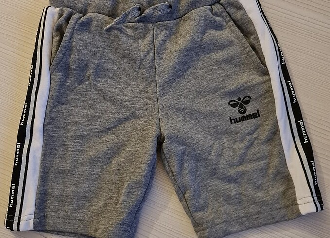 Hummel Marka Erkek Çocuk Şortu