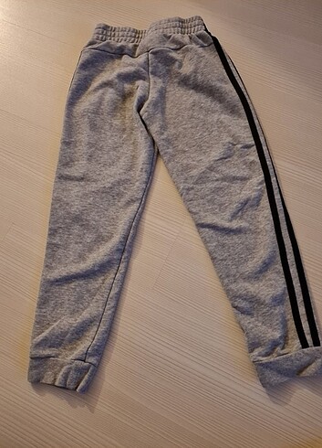 7 Yaş Beden gri Renk Adidas Marka Erkek Çocuk Eşofman Altı 