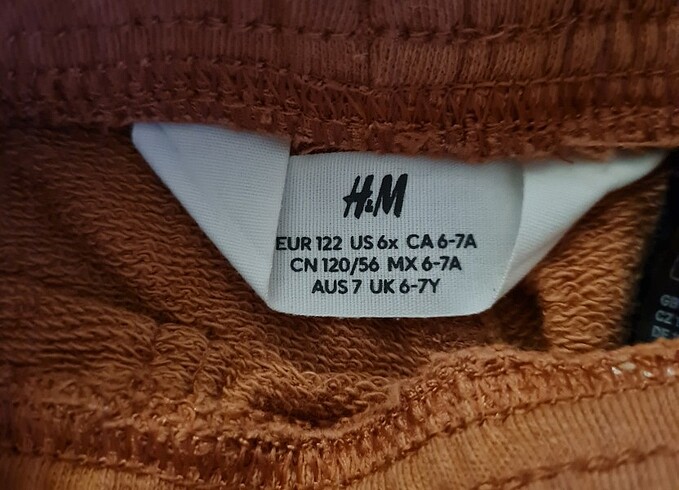 6 Yaş Beden H&M Marka Erkek Çocuk Şortu