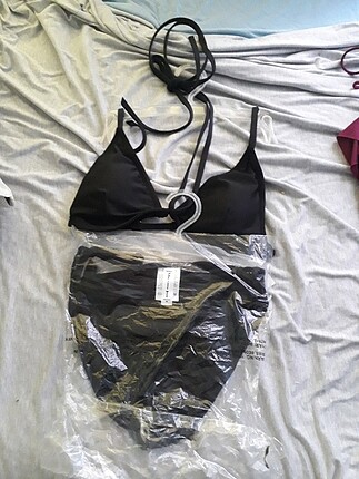 Bayan bikini