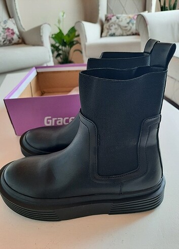 Kadın bot
