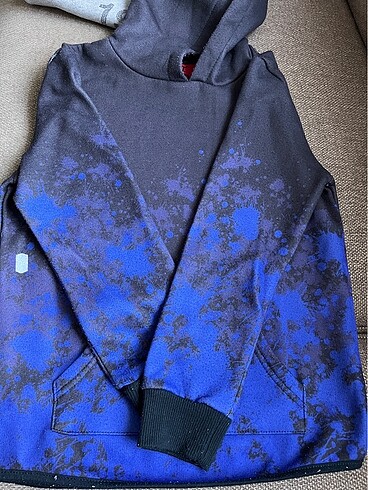 Sweatshirt 9-10 yaş