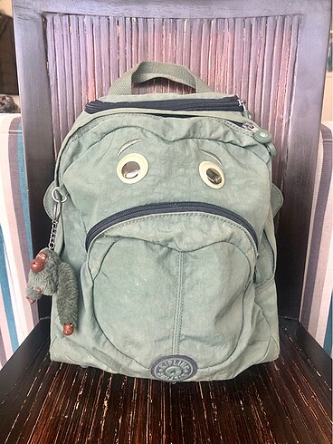  Kipling marka tekerlekli çocuk çanta