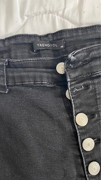 Trendyol & Milla Siyah kot