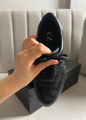 Kadın spor ayakkabı - Görsel 2