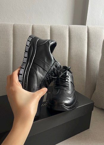 Siyah Bağcıklı kadın Günlük Ayakkabı - Görsel 3