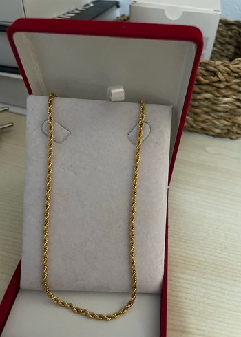 Çelik Zincir Detaylı Kolye