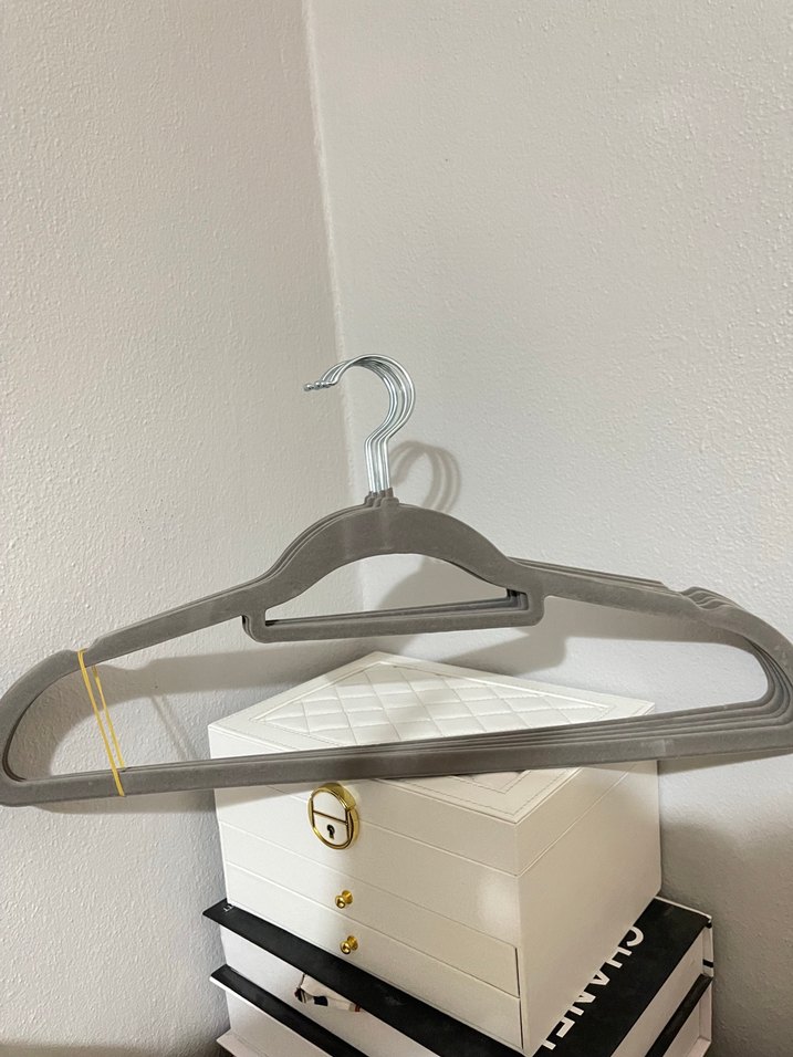 Gri Plastik Askı Seti - Görsel 3