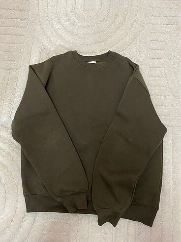 pull and bear sweatshirt