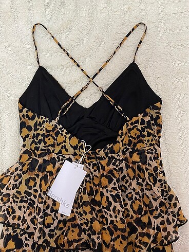 s Beden bershka leoparli mini elbise
