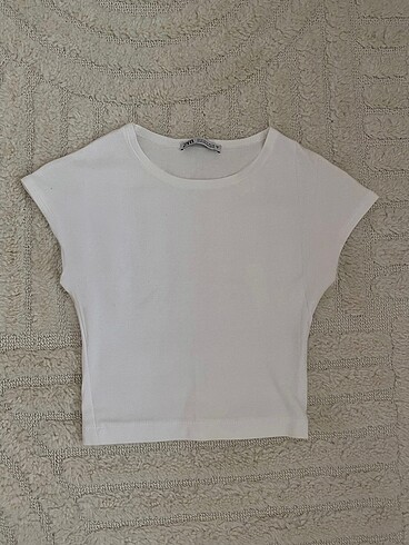zara tshirt