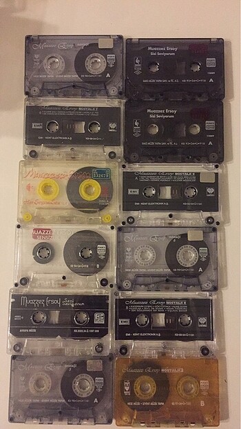 Muazzez Ersoy -kartonetsiz kaset lotu 12 adet