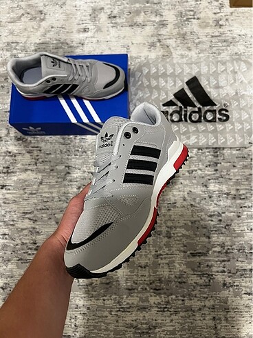 Adidas ZX 750