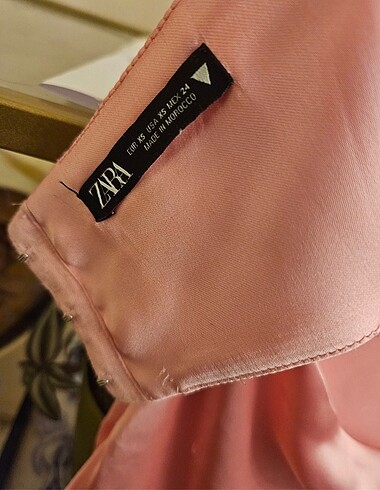 xs Beden Zara şeker pembesi elbise