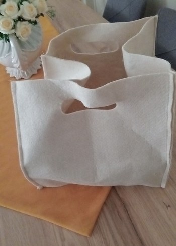 Beyaz Bebek Çantası - Görsel 2