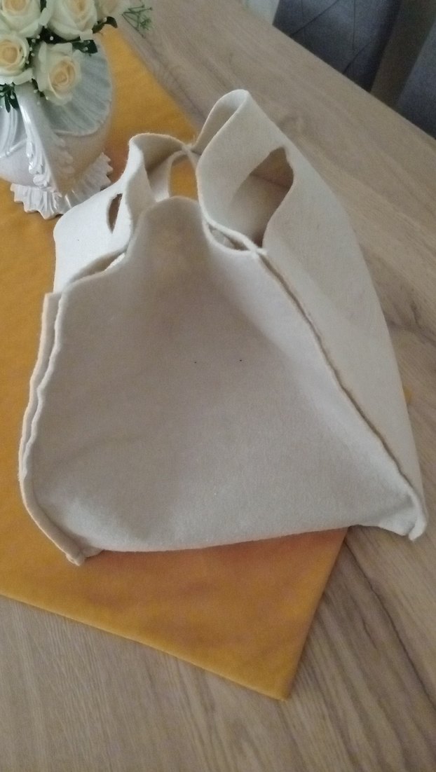 Beyaz Bebek Çantası - Görsel 4