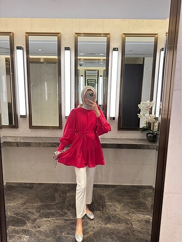 36 Beden beyaz Renk Zara model pantolon