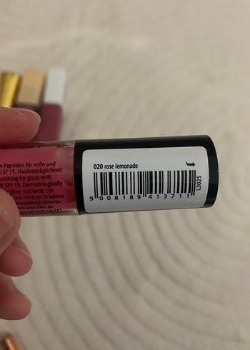 Pastel Pembe Dudak Parlatıcısı - Görsel 3