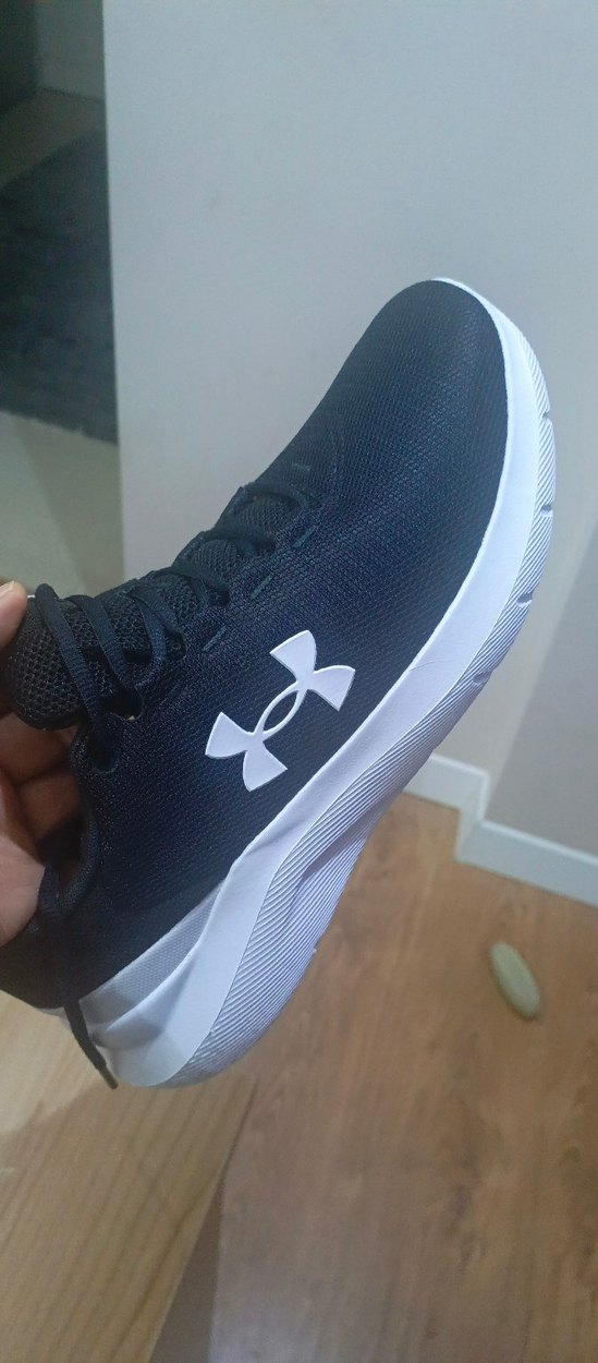 Erkek Siyah Beyaz Under Armour Koşu Ayakkabısı - Görsel 3