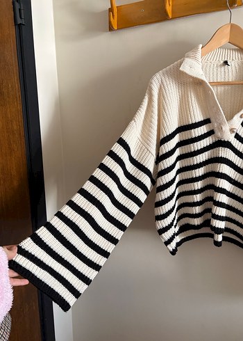 Çizgili Beyaz Triko Kadın Kazak - Görsel 2