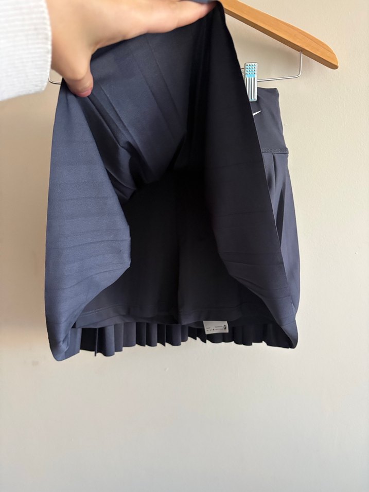 Nike Kadın antrasit Pilili Mini şort Etek - Görsel 2