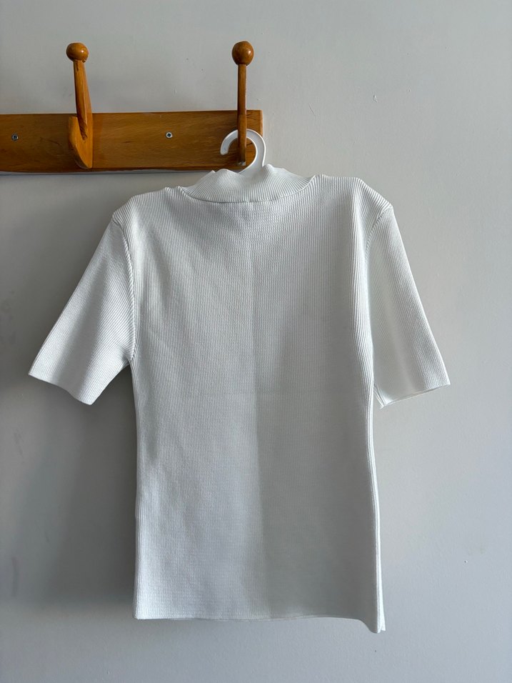Beyaz triko - Görsel 4