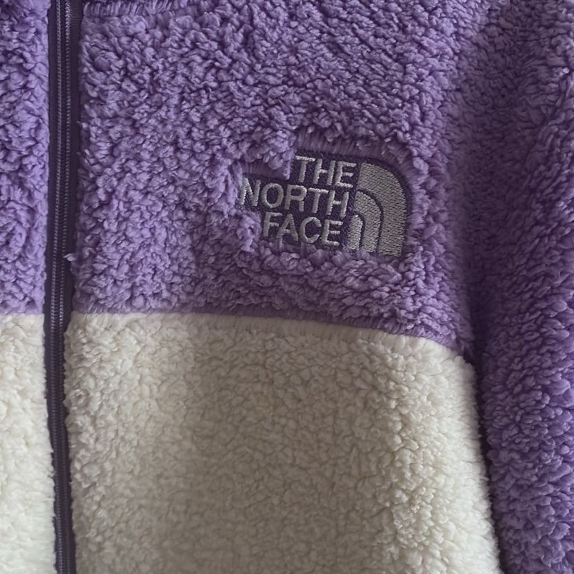 North face Mor Beyaz Fermuarlı Polar Ceket - Görsel 2