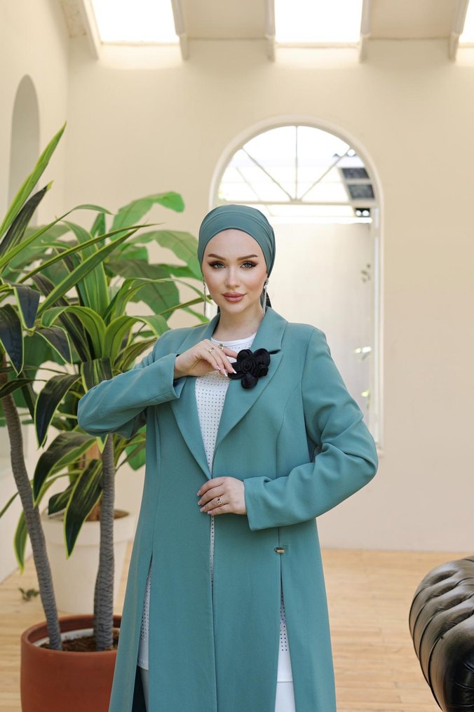 Uzun Kollu Kadın Ceket - Görsel 2