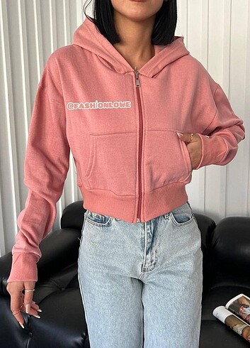 l Beden CROP HIRKA