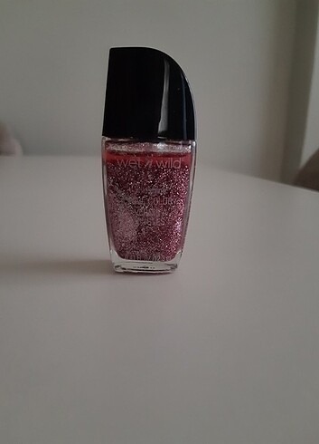 Wet n wild wet n wild simli oje