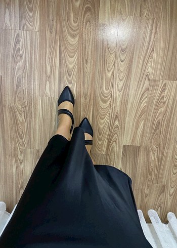 Siyah Kısa Topuklu Kadın Babet - Görsel 5