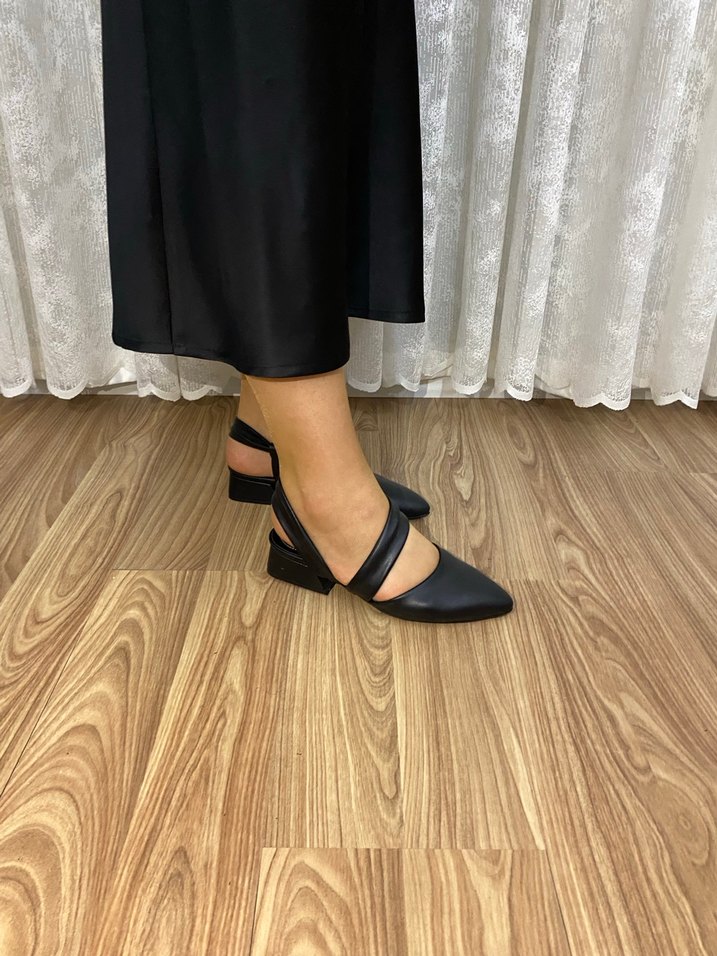 Siyah Kısa Topuklu Kadın Babet - Görsel 2