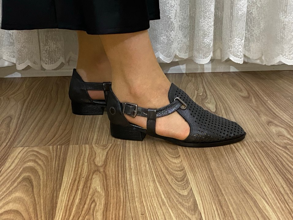 Pilise Detaylı Siyah Kadın Topuklu Babet - Görsel 2